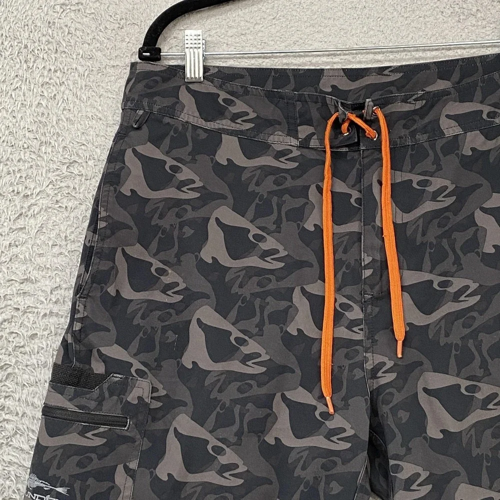 Grundens Board Shorts Mens 34 Camo Fish Head Quick Dry Stretch Gray‎ Beach Surf